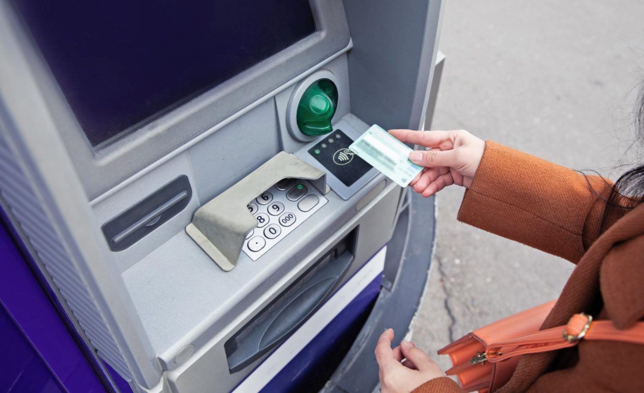 caja en pagar primera las pensiones todos los meses