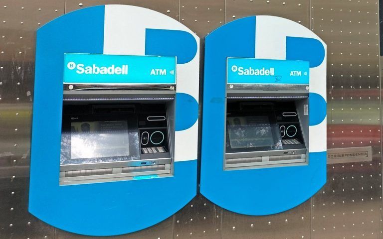 sabadell cajeros fecha del cobro paro junio